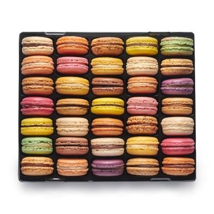 Assortment of 35 macarons